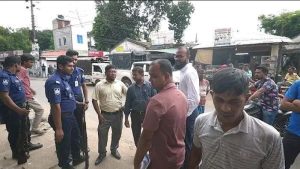 আলমডাঙ্গায় অনুমোদনহীন দুই ক্লিনিক সিলগালা