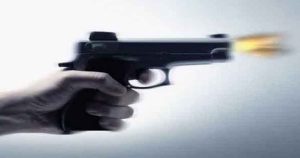 খুলনায় দুর্বৃত্তের গুলিতে যুবক আহত
