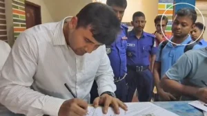 নির্বাহী ম্যাজিস্ট্রেট পরিচয়ে প্রতারণা, কুয়াকাটায় যুবকের এক বছরের কারাদণ্ড