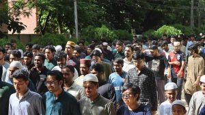 চুয়েটে নতুন ভিসি নিয়ে উত্তেজনা, শিক্ষার্থীদের বিক্ষোভ; রোববার থেকে শিক্ষকদের কর্মবিরতি