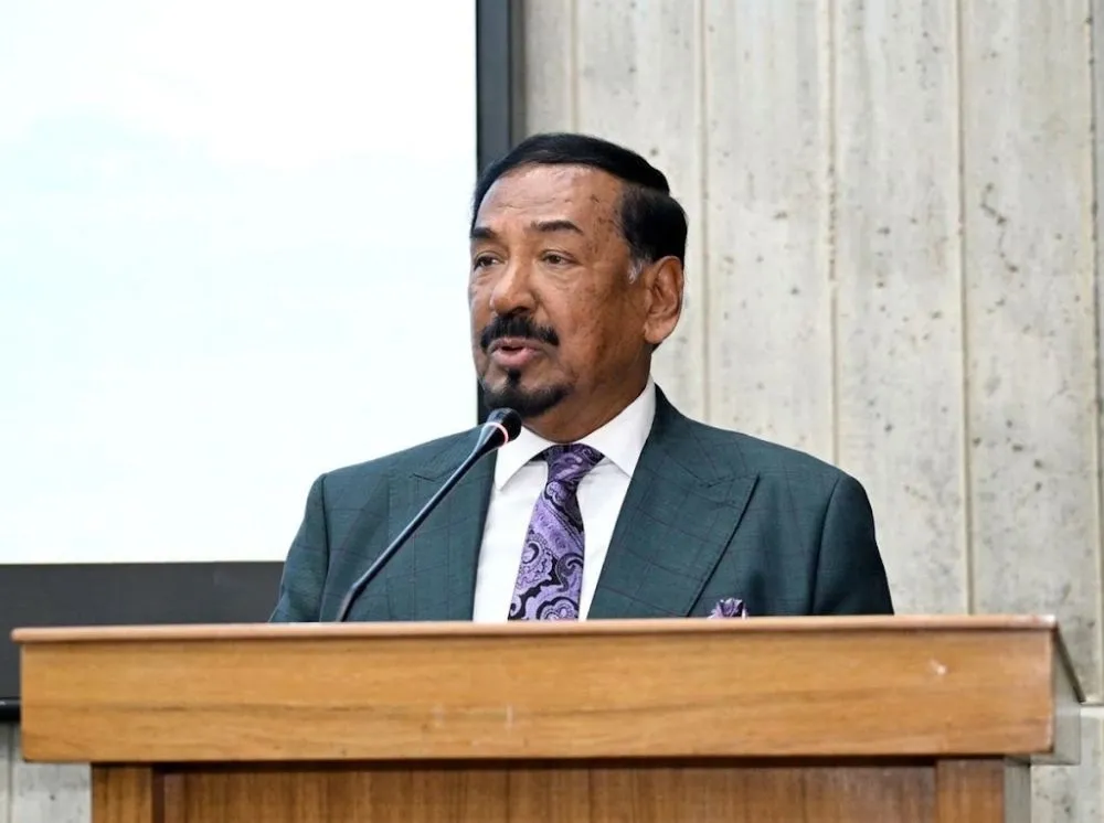 অধিকাংশ সরকারি কর্মকর্তা চোর: স্পিকার হাফিজ উদ্দিন আহমদ