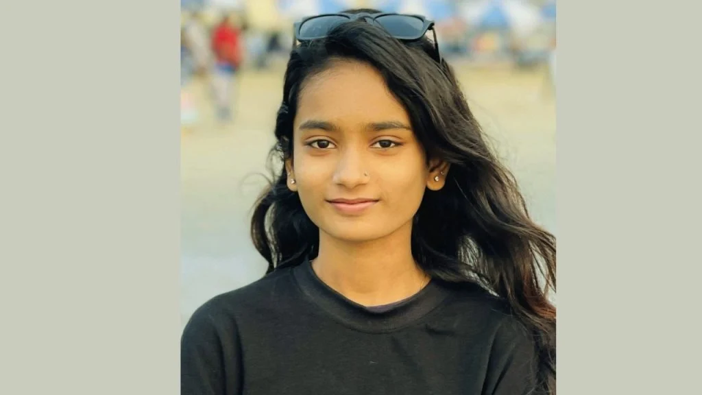 আলমডাঙ্গায় ইয়াবাসহ ১৯ বছরের তরুণী গ্রেপ্তার, সঙ্গে ৬৩ হাজার টাকা ও ৪ মোবাইল