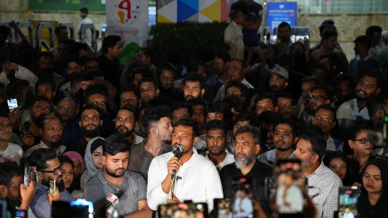 জ্বালানি তেলের দাম বৃদ্ধির প্রতিবাদে এনসিপির বিক্ষোভ, সরকারকে হুঁশিয়ারি