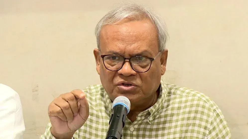 শেখ হাসিনার ষড়যন্ত্রে সায় দিচ্ছে দেশের গুপ্ত বাহিনী: রিজভী