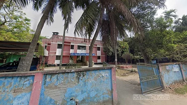 নড়াগাতীতে যুবককে কুপিয়ে হত্যা, বিরোধের নেপথ্যে ডাকাতি-মাদক ব্যবসা