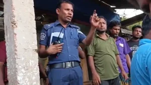‘ঘুষের টাকা দিয়ে পোশাক লাগিয়েছি, ঘুষ খাওয়ার জন্যই’ পুলিশ অফিসারের বক্তব্য ভাইরাল